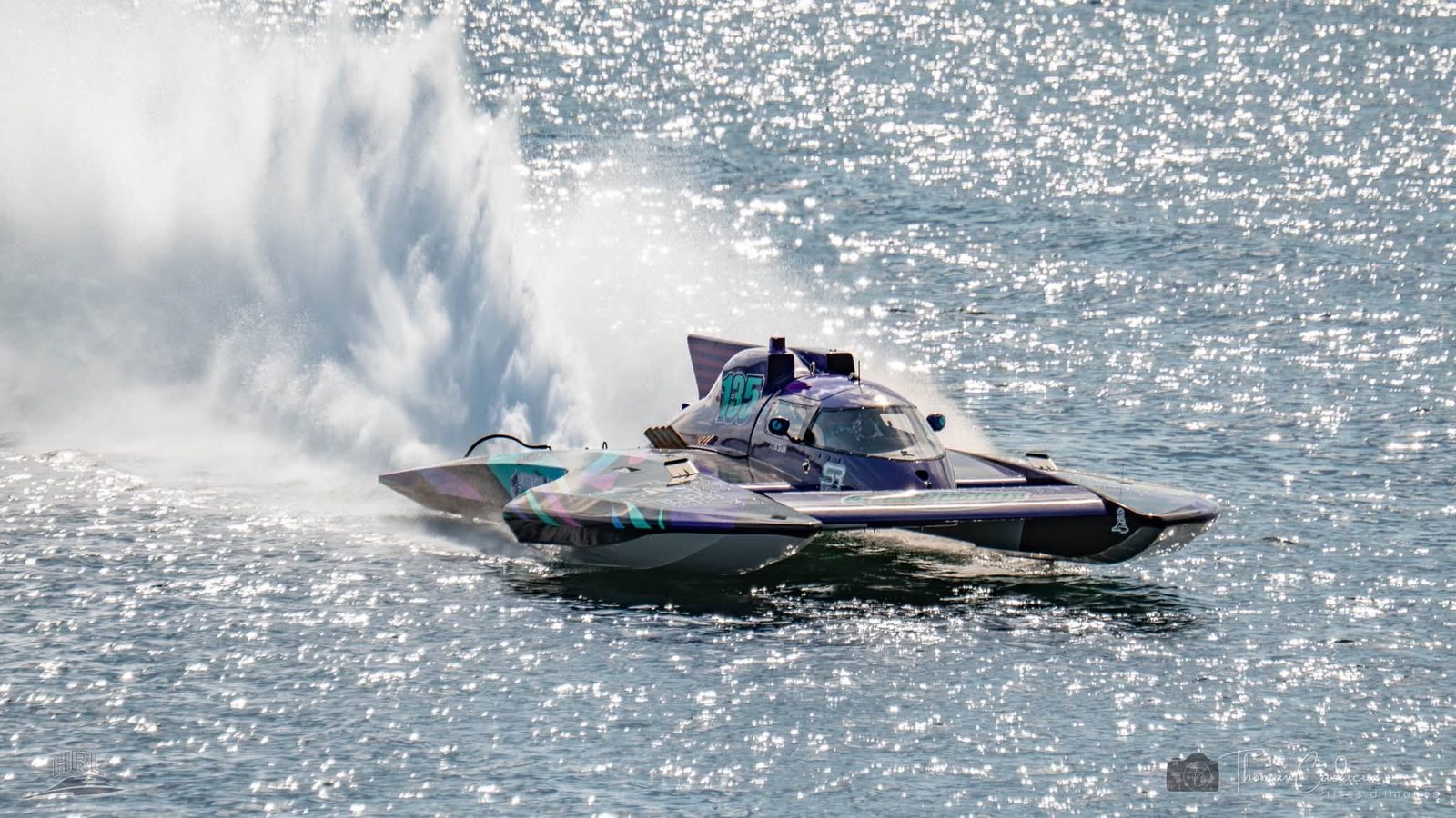 The Pack — powerboat racing